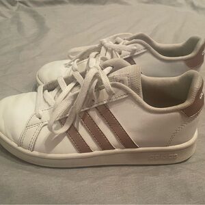 Kids Rose Gold Gold Court Adidas